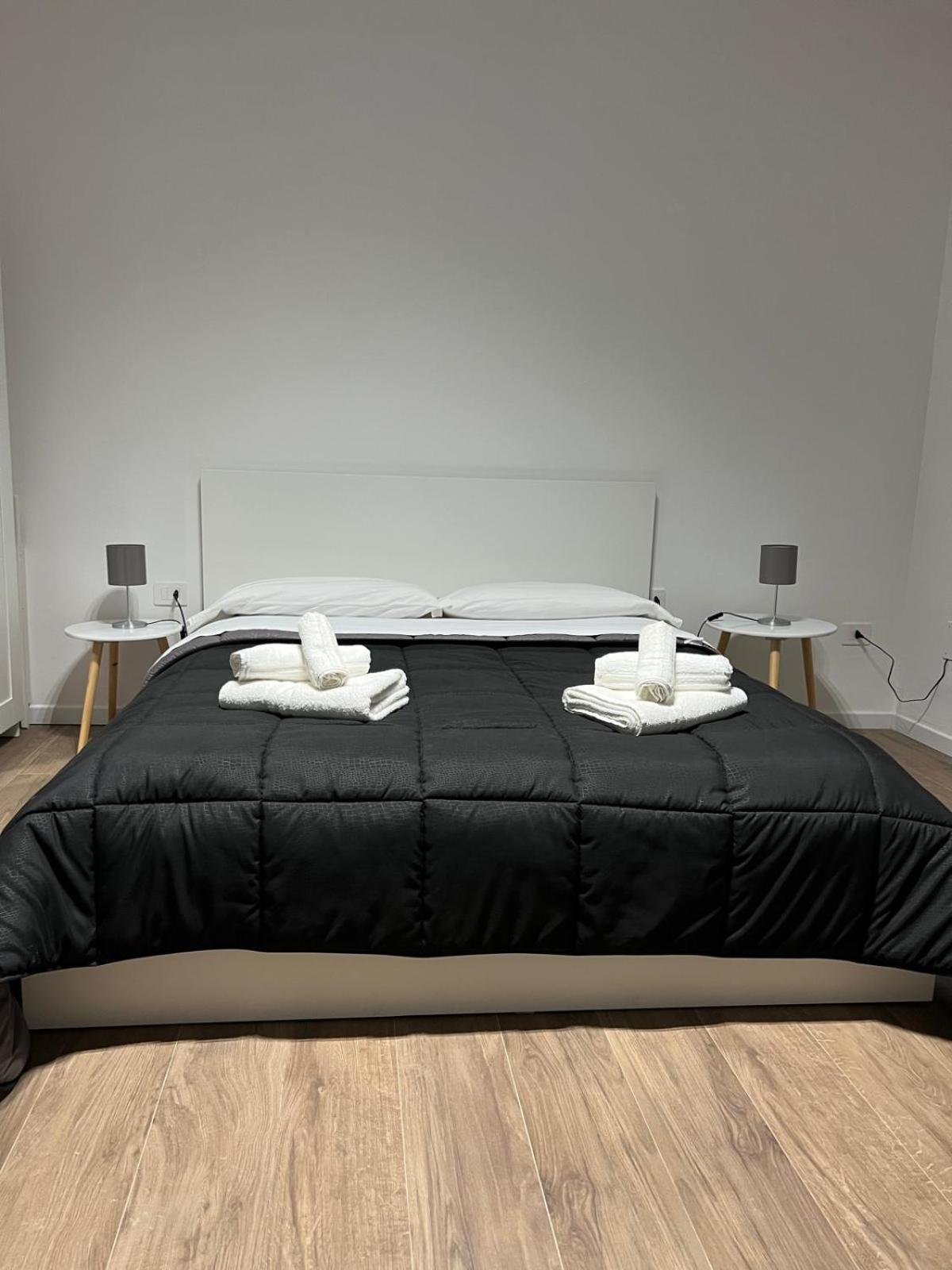 Business Home Piazza Cesare Battisti B&B Residence Foggia Exteriör bild